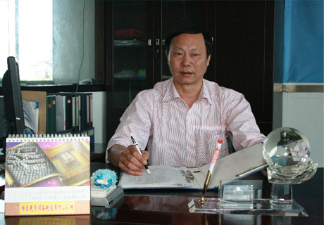 耐扣公司的安全扣質(zhì)量好，使用時(shí)間長(zhǎng)