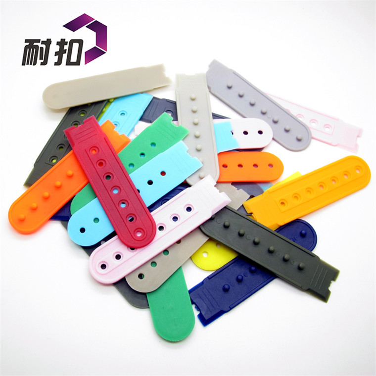 耐扣廠家生產(chǎn)直銷(xiāo)帽尾塔扣 塑料七孔排扣 帽子配件 有環(huán)保認(rèn)證