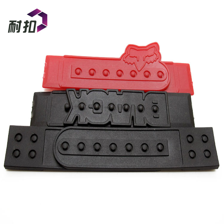 塑膠扣七孔排扣 熱款塑膠扣 耐扣廠家大量生產(chǎn)銷(xiāo)售 環(huán)保膠扣