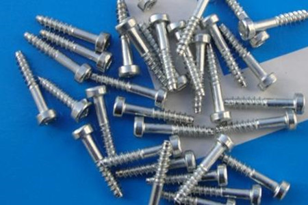 如何判斷一個(gè)三角螺釘廠家是否靠譜？看這六方面！