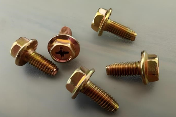 三角螺釘沒工具怎么拆？掌握這幾個(gè)妙招！